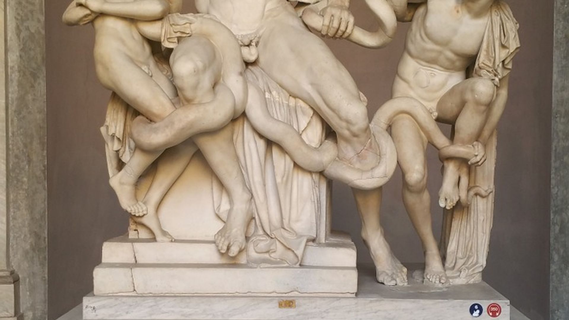 Early Morning Vatican Tour With Sistine Chapel And Direct Access To Saint Peters Basilica Church Without Line