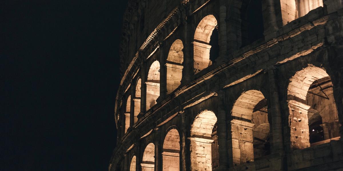 Rome by Night Private Car Tour – Colosseum, Trevi Fountain & St. Peter’s Square