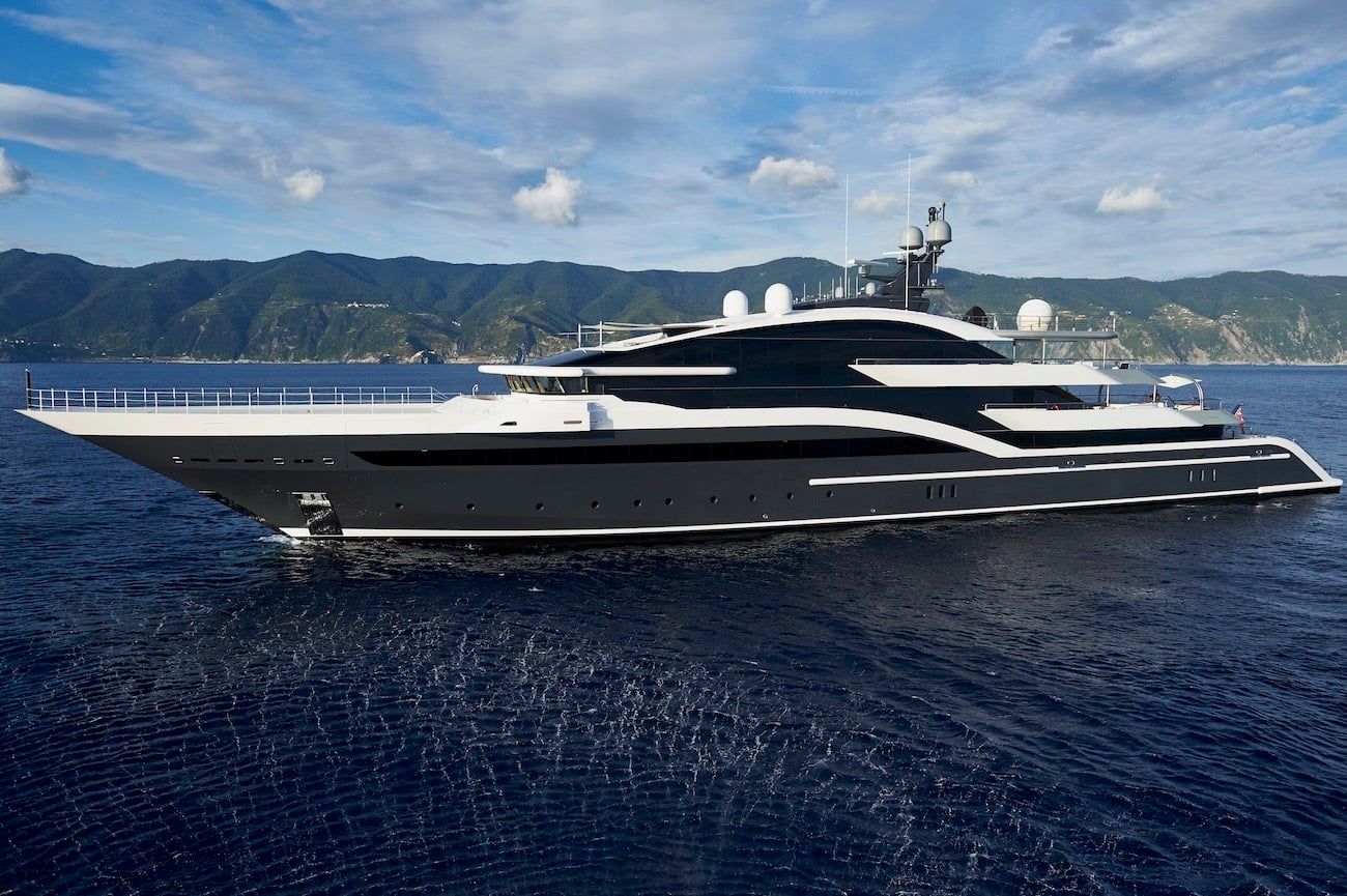 M/Y DAR (1/4)