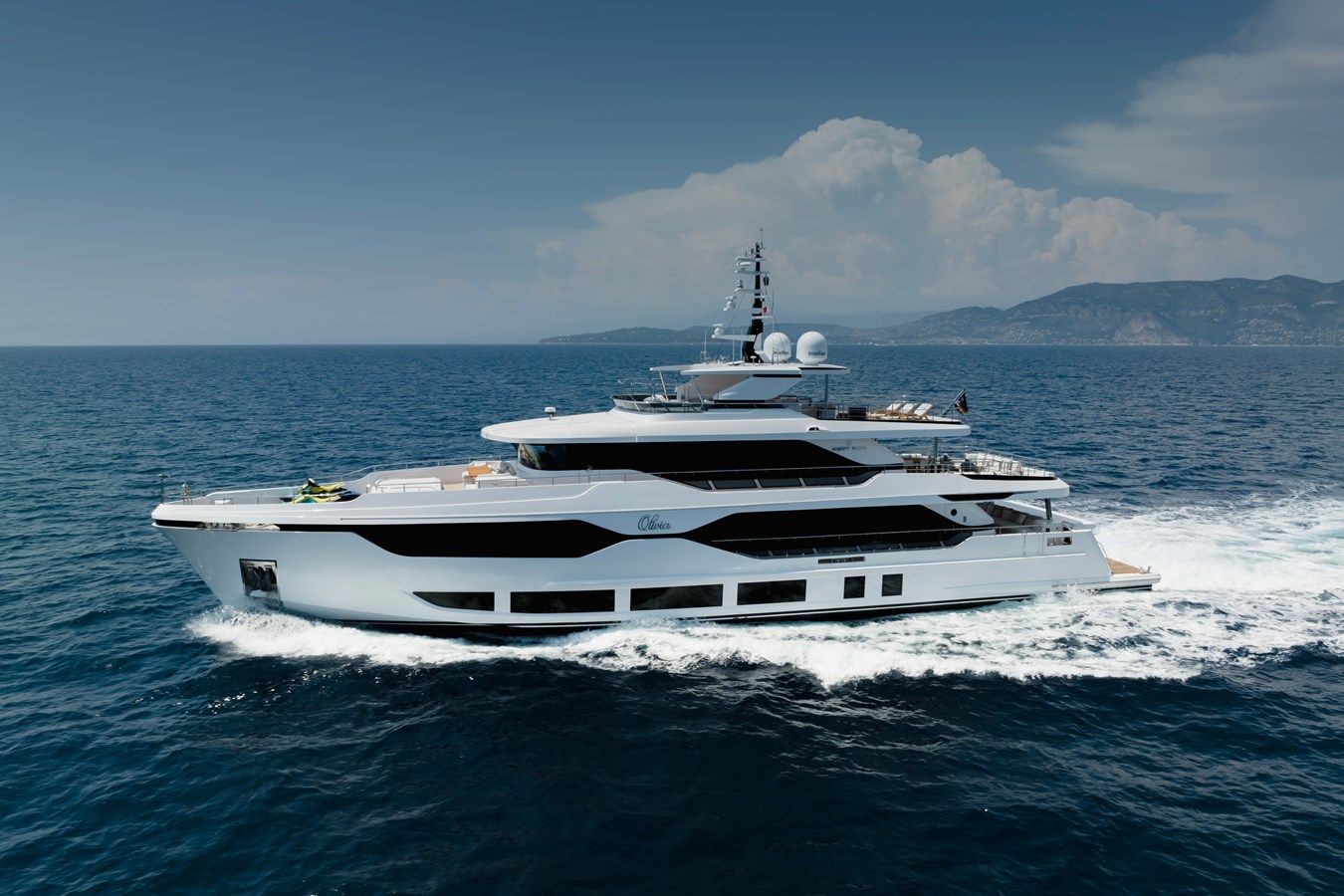 M/Y OLIVIA (3/4)