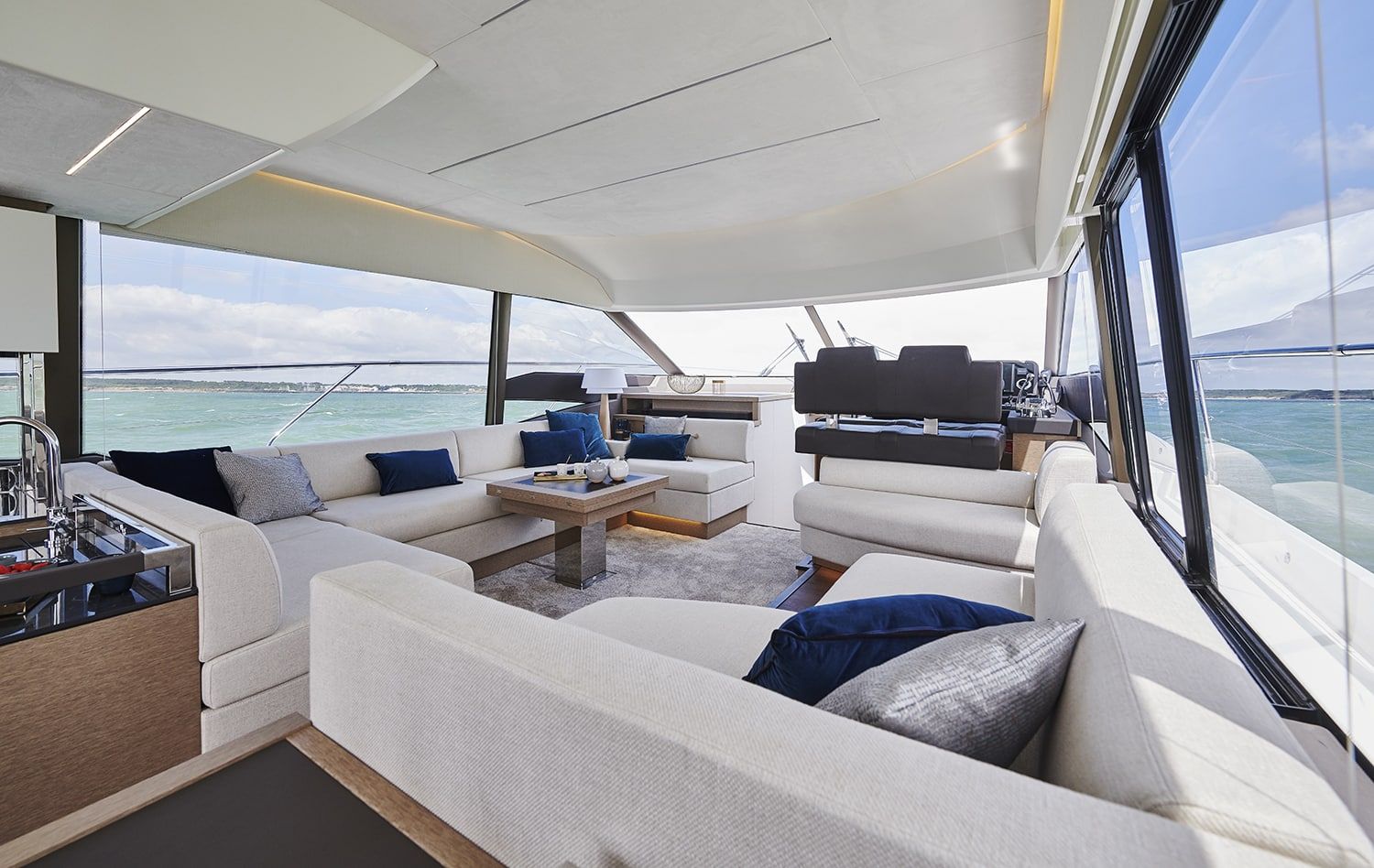 M/Y LA HUNE (4/4)