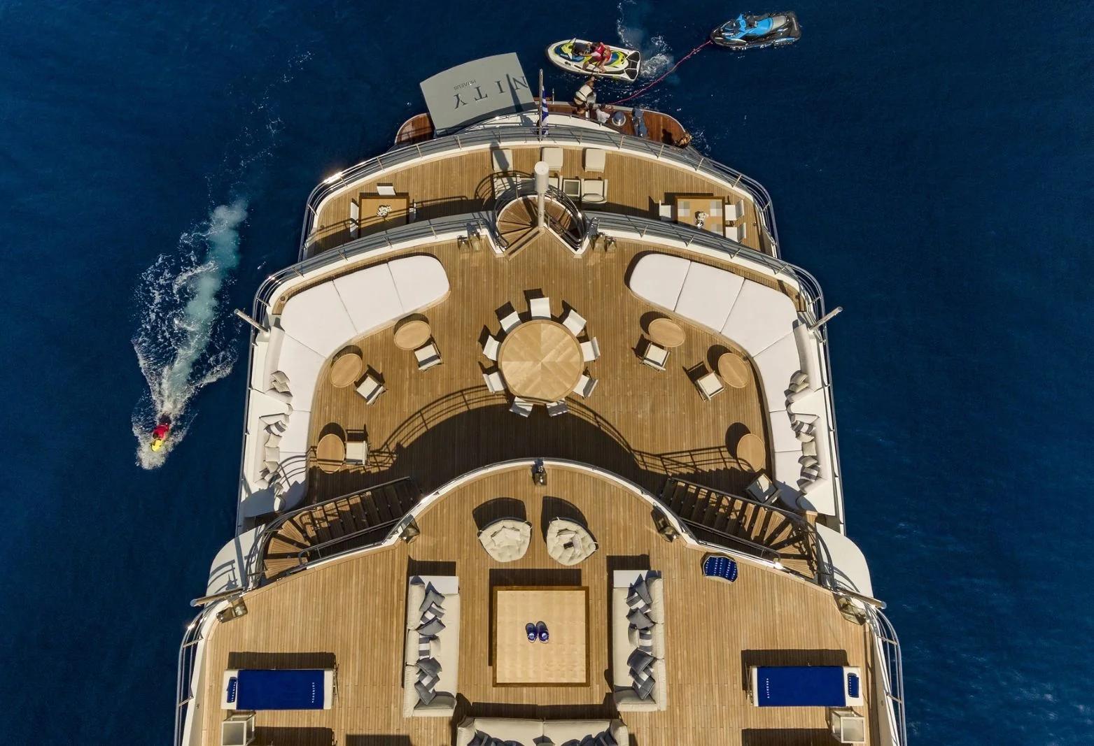 M/Y SERENITY (2/4)