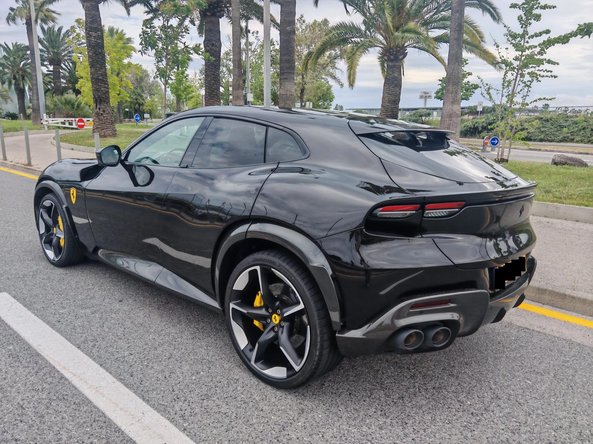 Ferrari Purosangue (2/6)