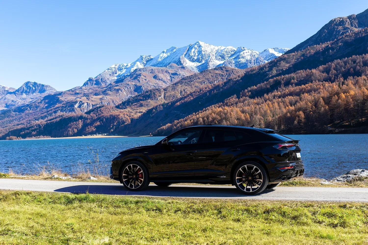 Lamborghini Urus S (8/16)