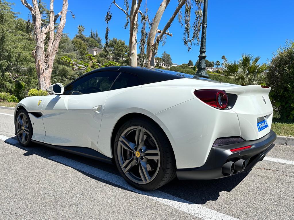 Ferrari Portofino (5/6)