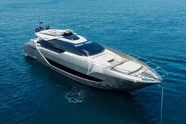 Riva 88 Folgore · M/Y KAR