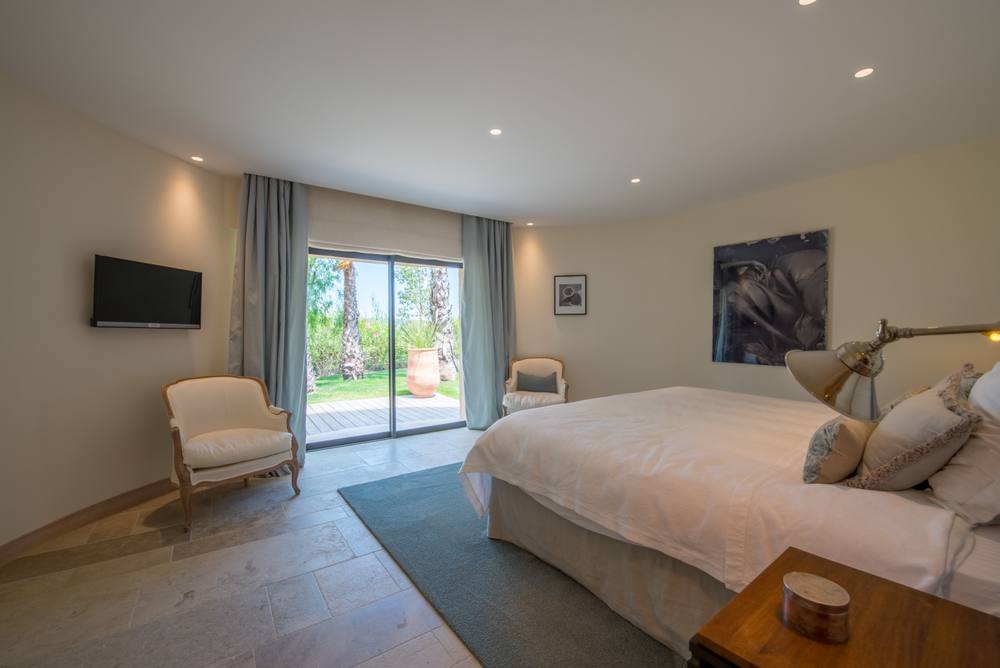 Villa Cobain 22
