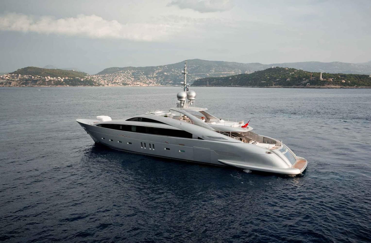 M/Y SILVER WIND (3/4)
