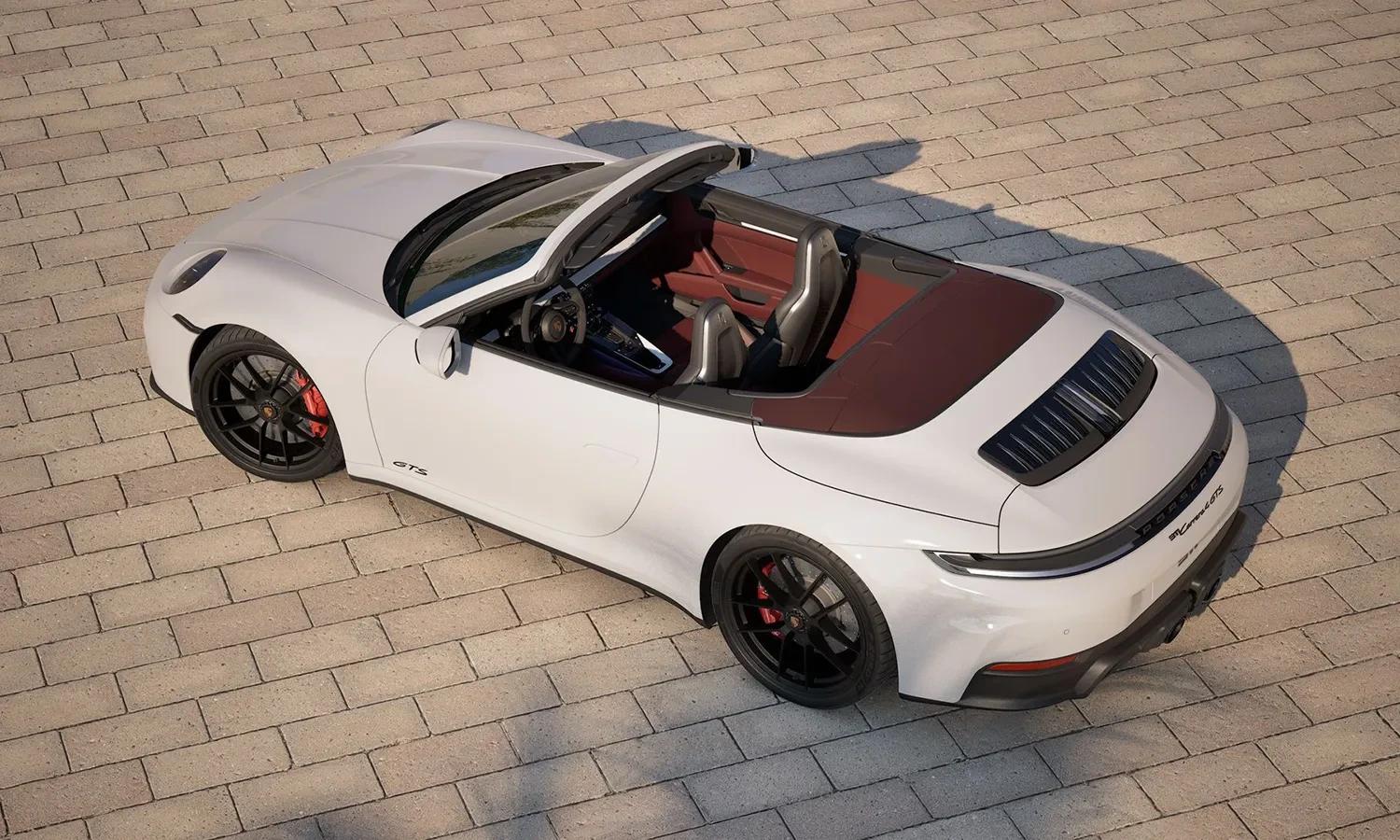Porsche 911 Carrera 4 GTS Cabriolet (3/7)