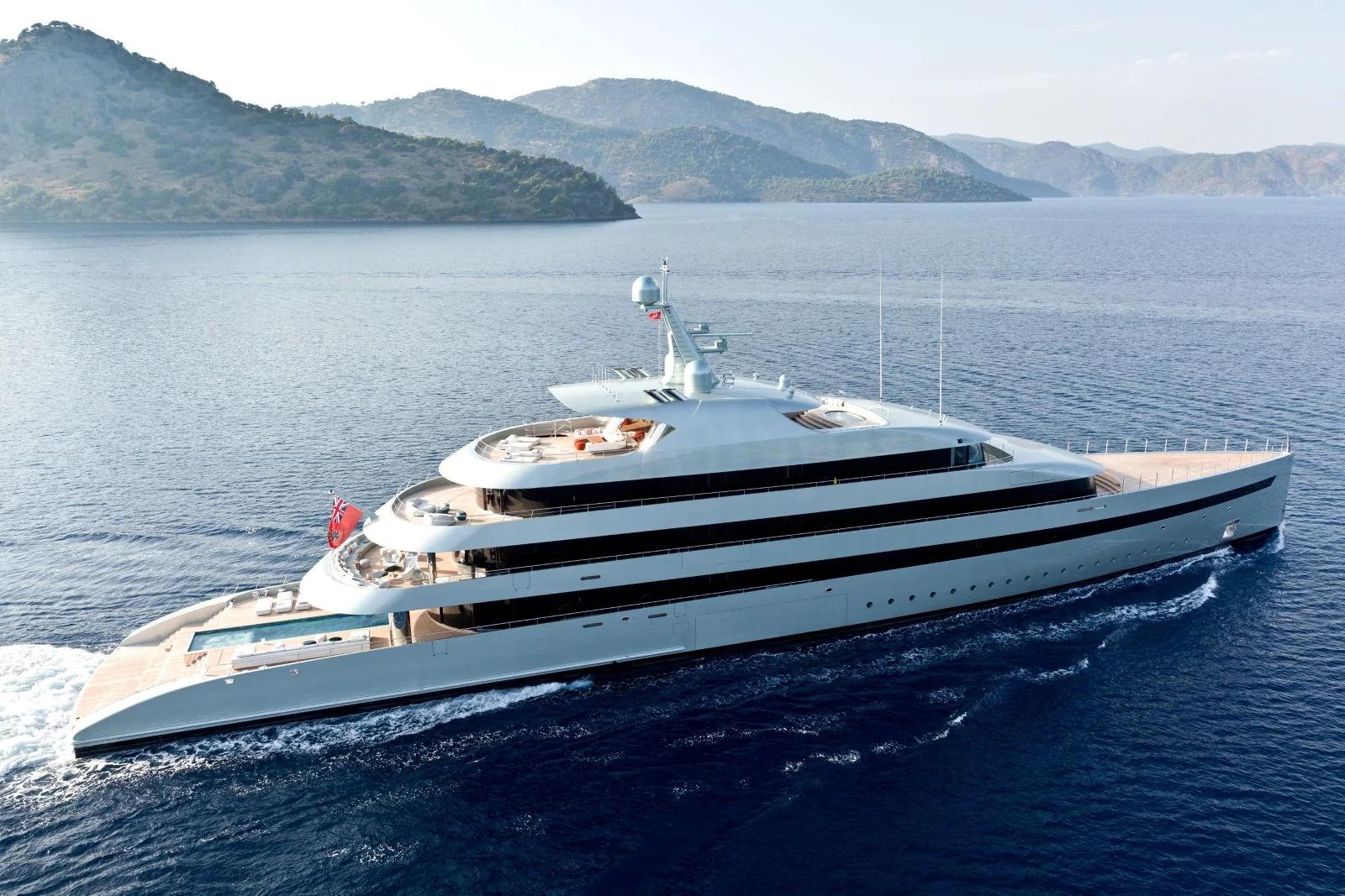 M/Y SAVANNAH (2/4)