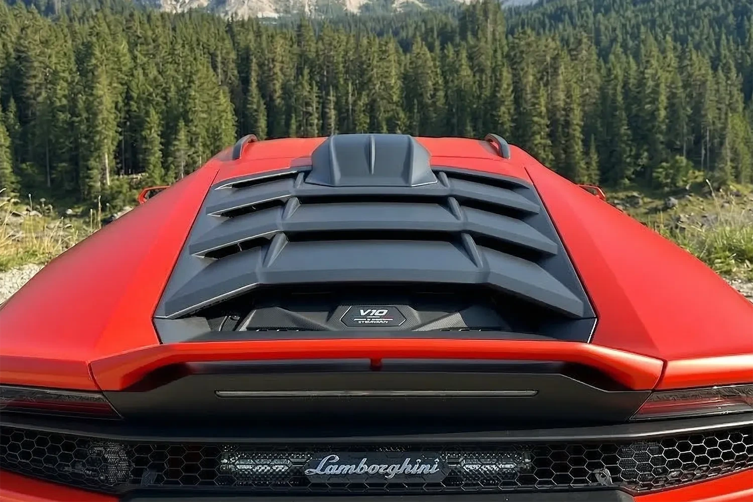 Lamborghini Huracán Sterrato (2/2)