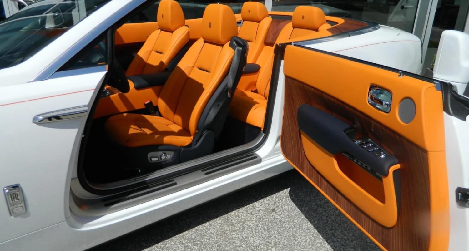 Rolls Royce Dawn (4/6)