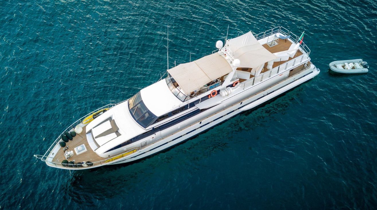 M/Y MISS CANDY (1/4)