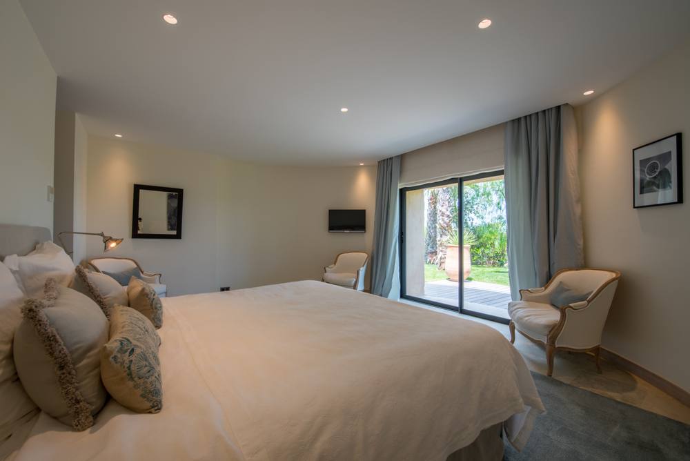 Villa Cobain 23