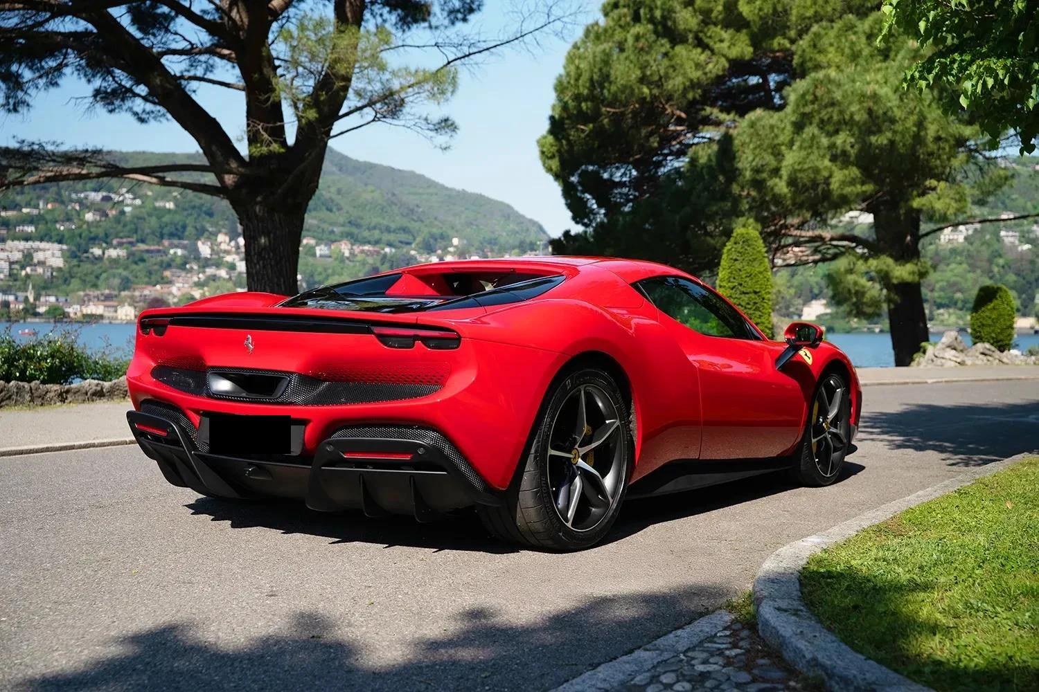 Ferrari 296 GTS (9/9)