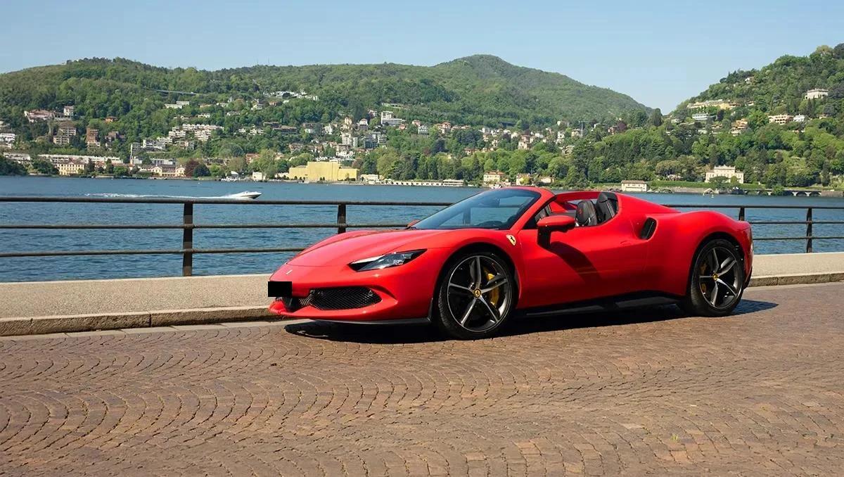 Ferrari 296 GTS