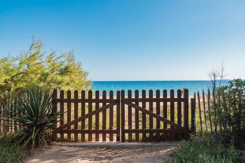 The Beach House 2
