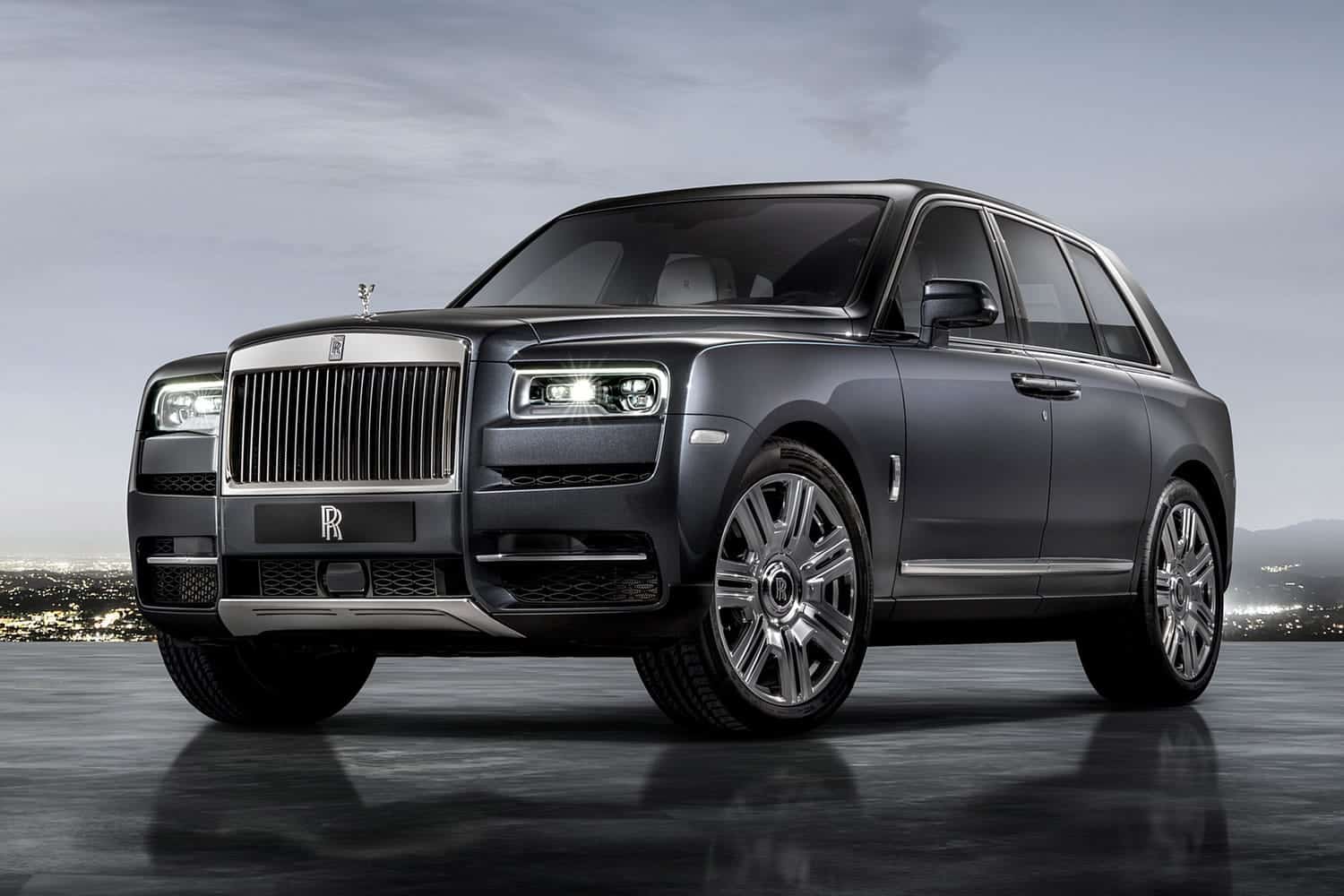 Rolls Royce Cullinan (2/6)