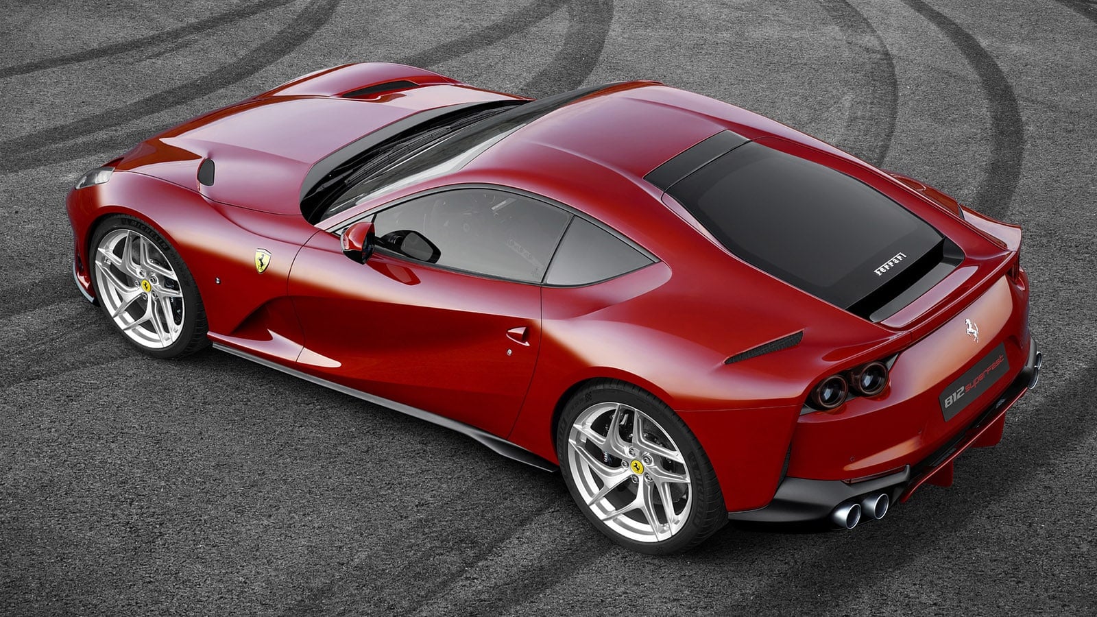 Ferrari 812 Superfast (2/6)