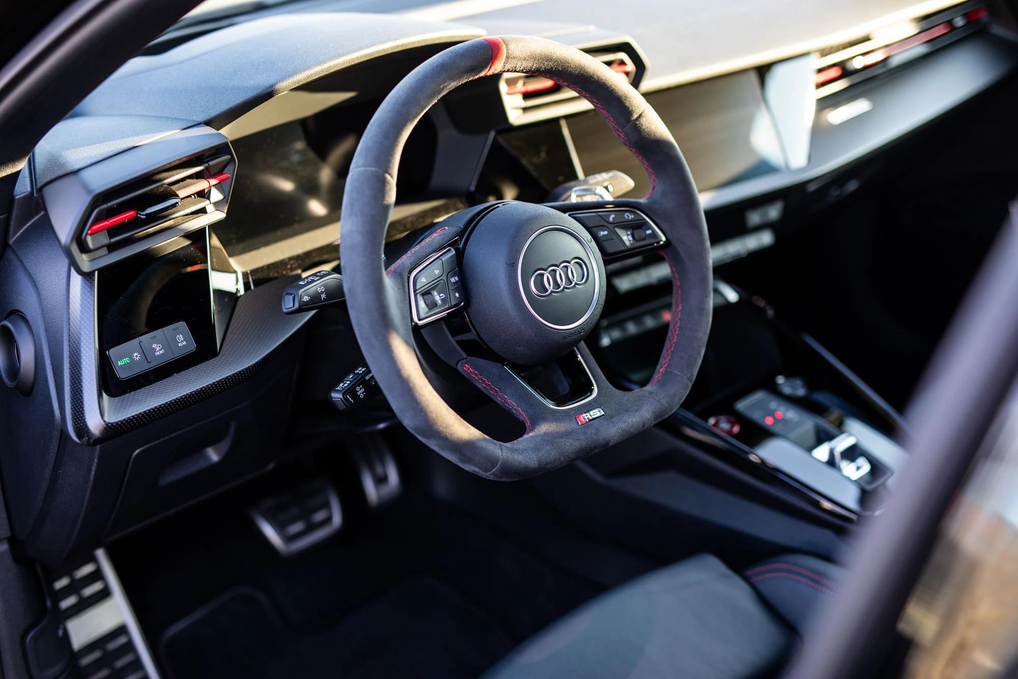 Audi RS3 (4/5)