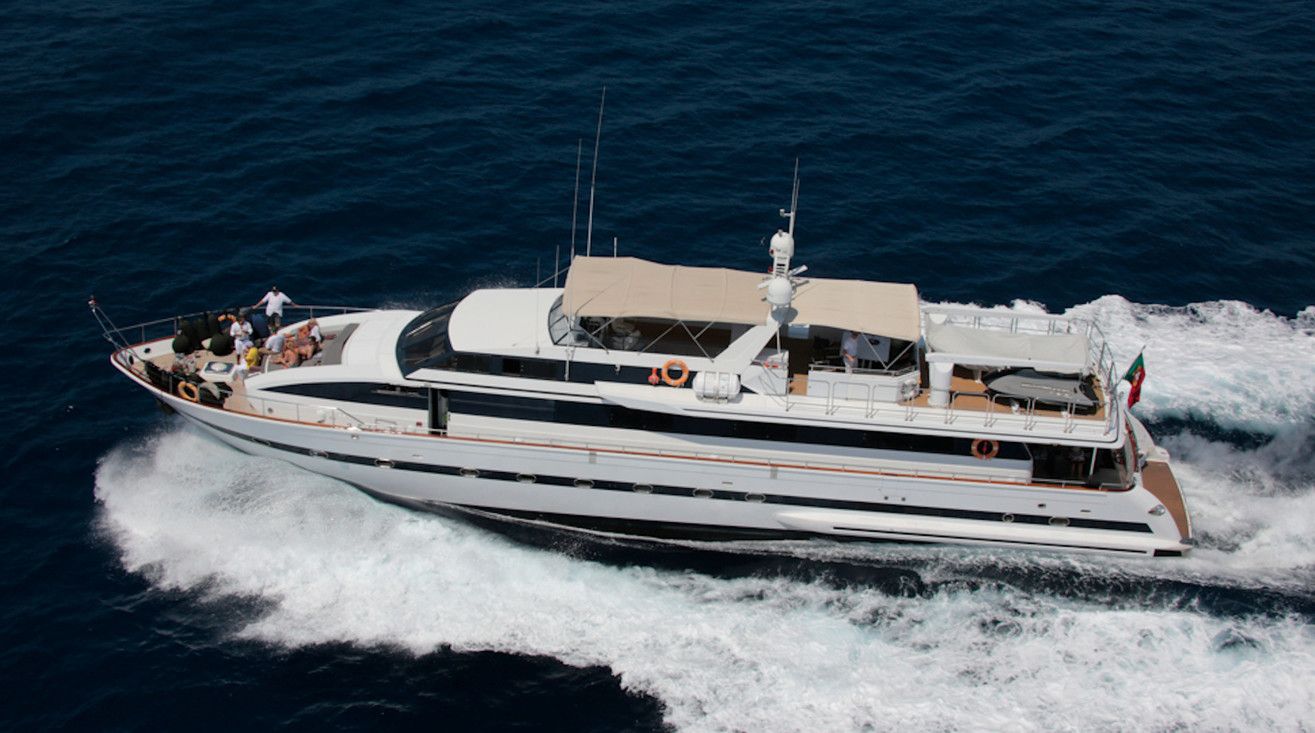 M/Y MISS CANDY (4/4)