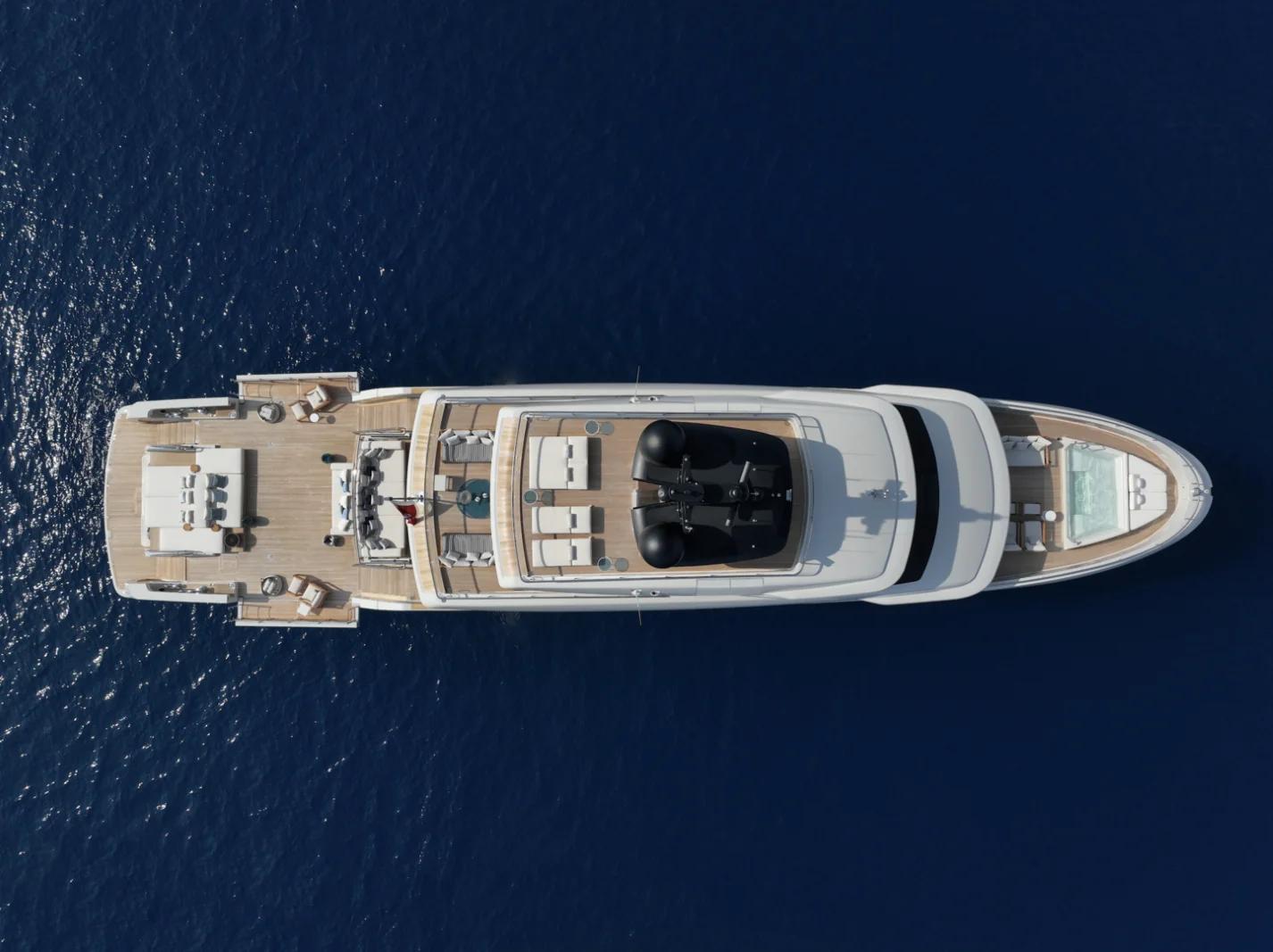 M/Y LA LA LAND (4/4)