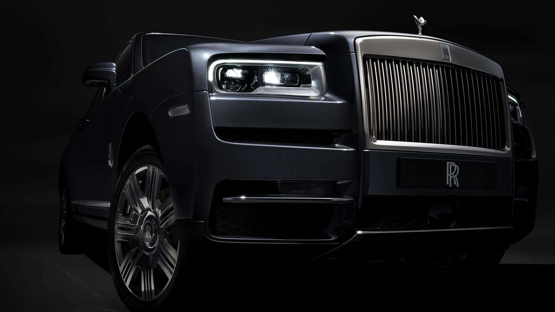 Rolls Royce Cullinan (5/6)
