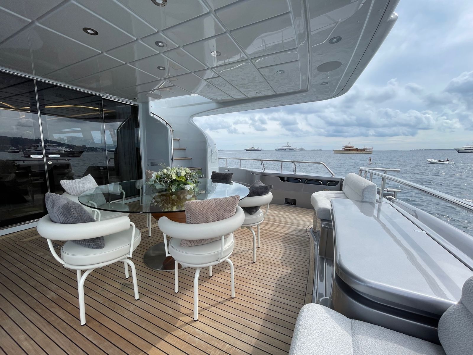 M/Y MAXI BEER (2/4)