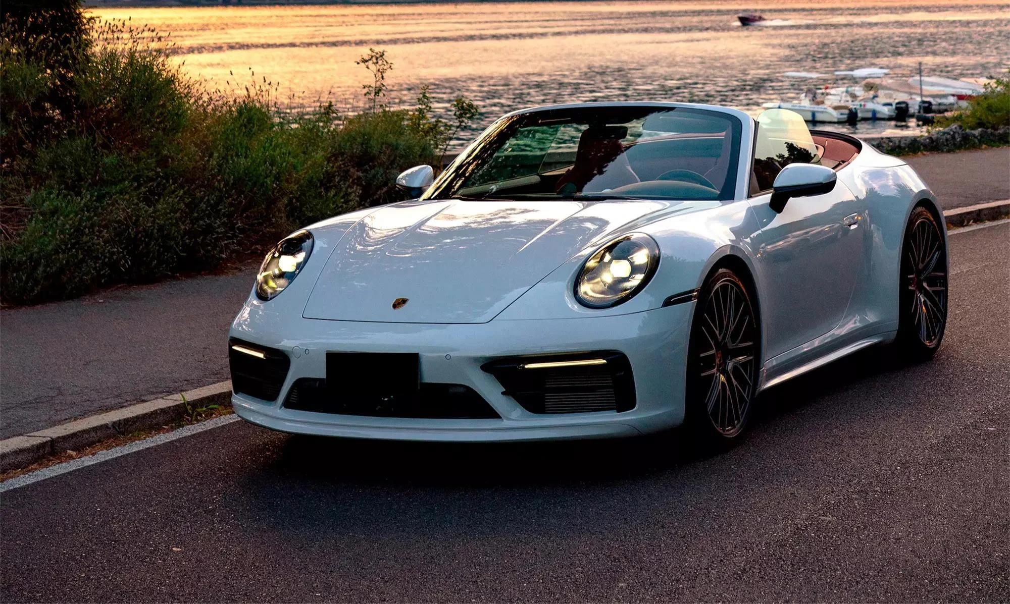 Porsche 911 Carrera 4S Cabriolet