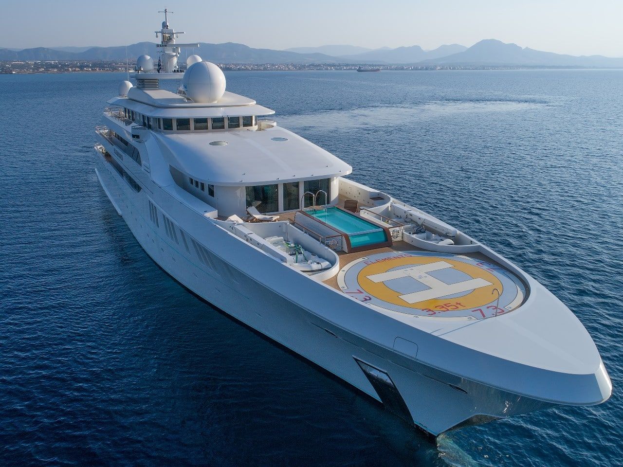 M/Y ELEMENTS (2/4)