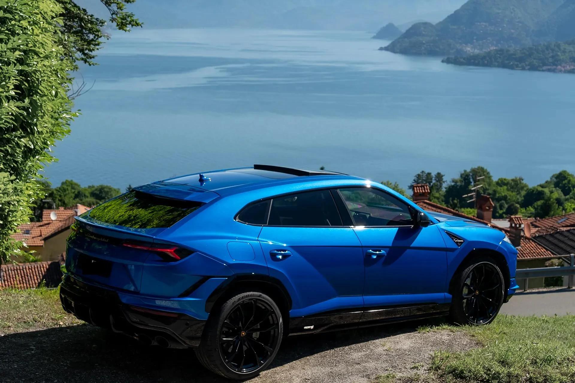 Lamborghini Urus S (12/16)