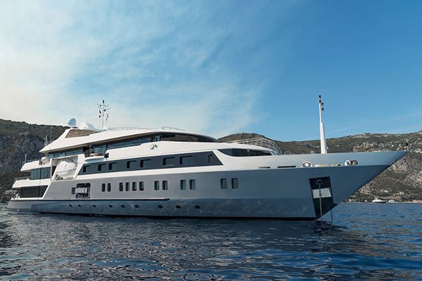 Austal Conversion · M/Y SERENITY