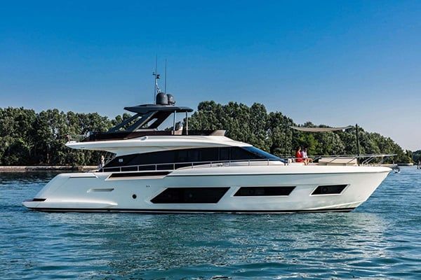 Ferretti 670 · M/Y CARE ONE