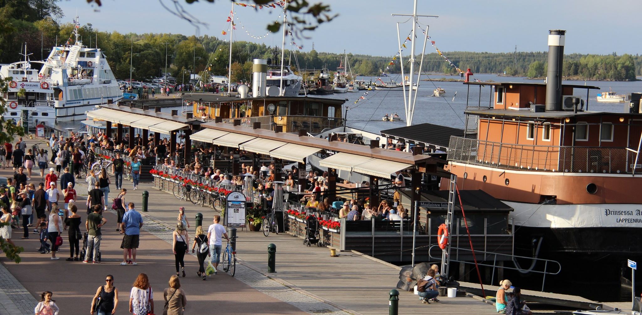 Kaupunginlahti, auringonlasku heinäkuussa. Lappeenranta.