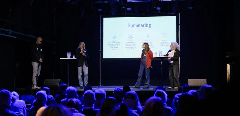Panelsamtale etter fremføringen av Klipp Han