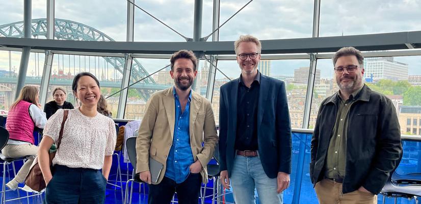 Fr. v. Kommunikationschef på Kavlifonden, Hanne Eide Andersen; direktör för The Glasshouse, Fraser Anderson; tildelingsansvarig på Kavlifonden, Rune Mørland; och direktör för Community Foundation i Newcastle, Adam Lopardo.
