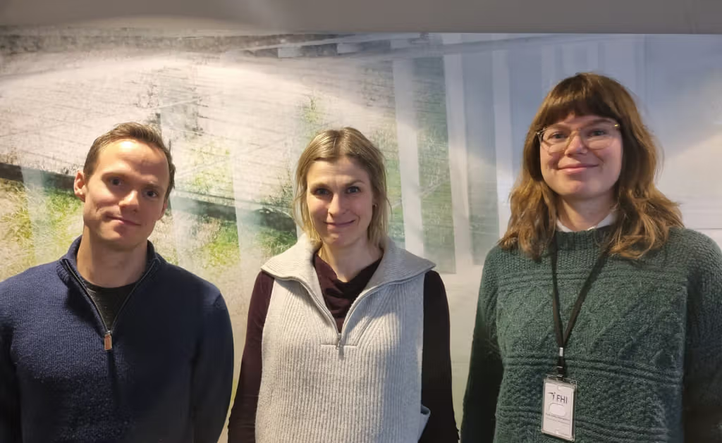 Fra venstre, Fredrik Methi, prosjektmedarbeider, Karin Magnusson, prosjektleder og hovedveileder, og Ingeborg Hess Elgersma, stipendiat i prosjektet.