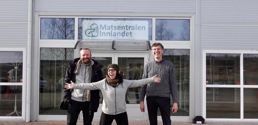 Styreleder i Matsentralen Norge, Cristiano Aubert, prosjektleder i Matsentralen Norge, Paula Capodistrias og daglig leder for Matsentralen Innlandet, Klaaspeter Kuperus.