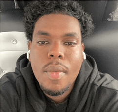 Portrait photo of Khalid Ibrahim (21)