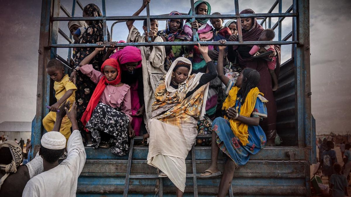 To Save Sudan, Banish the Islamists and Back Civilian Rule