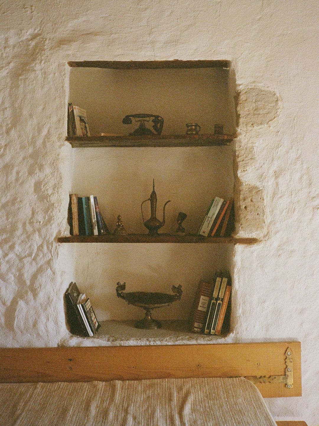 Bronze-age bookshelf in Milos, Greece