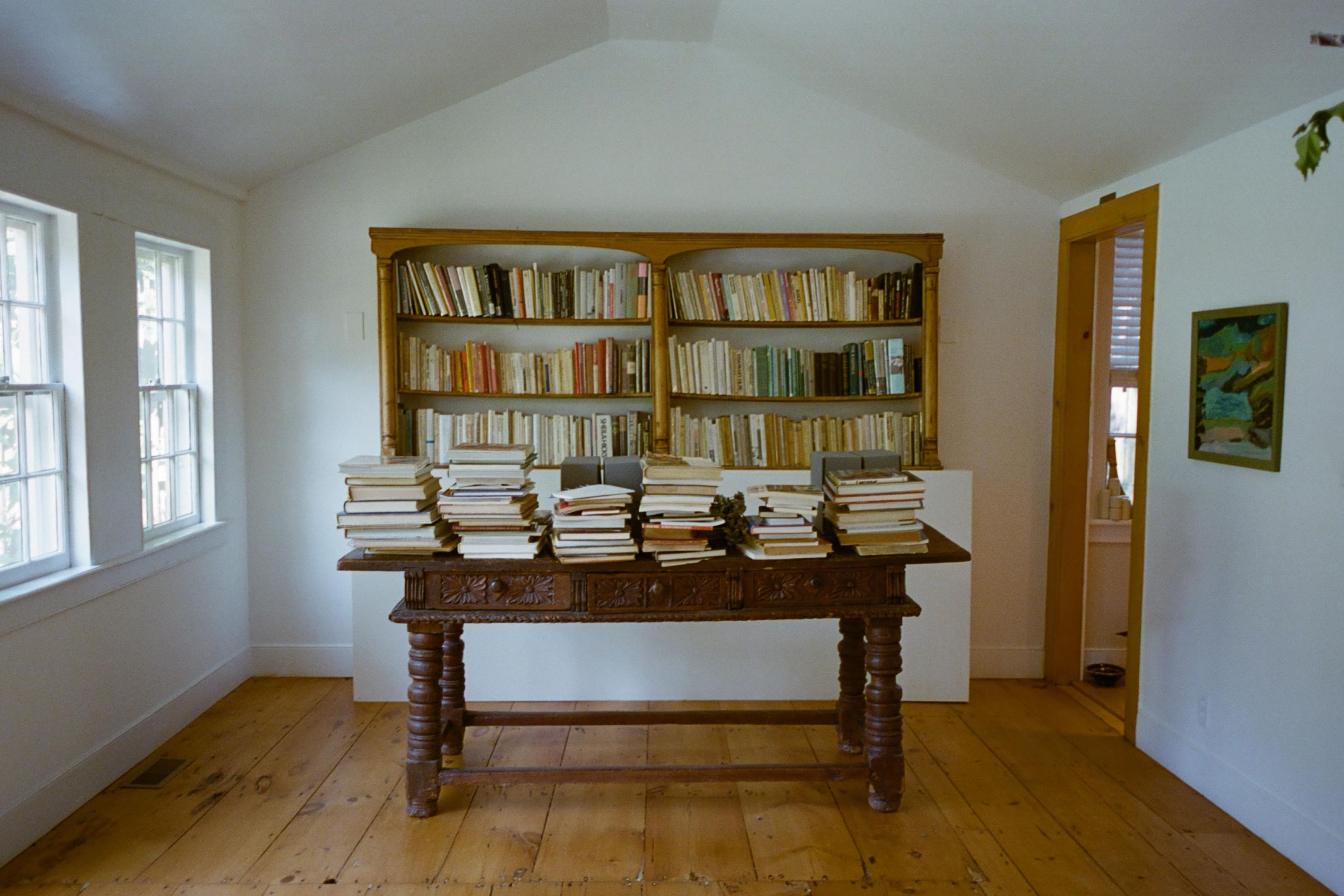 The library at Shooster Arts and Literature
