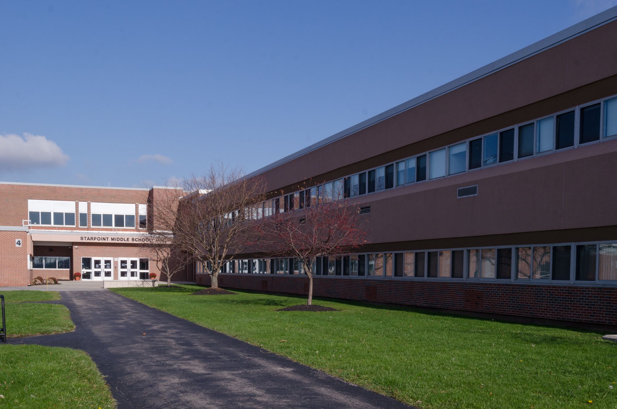 Starpoint Middle School exterior and landscaped courtyard
