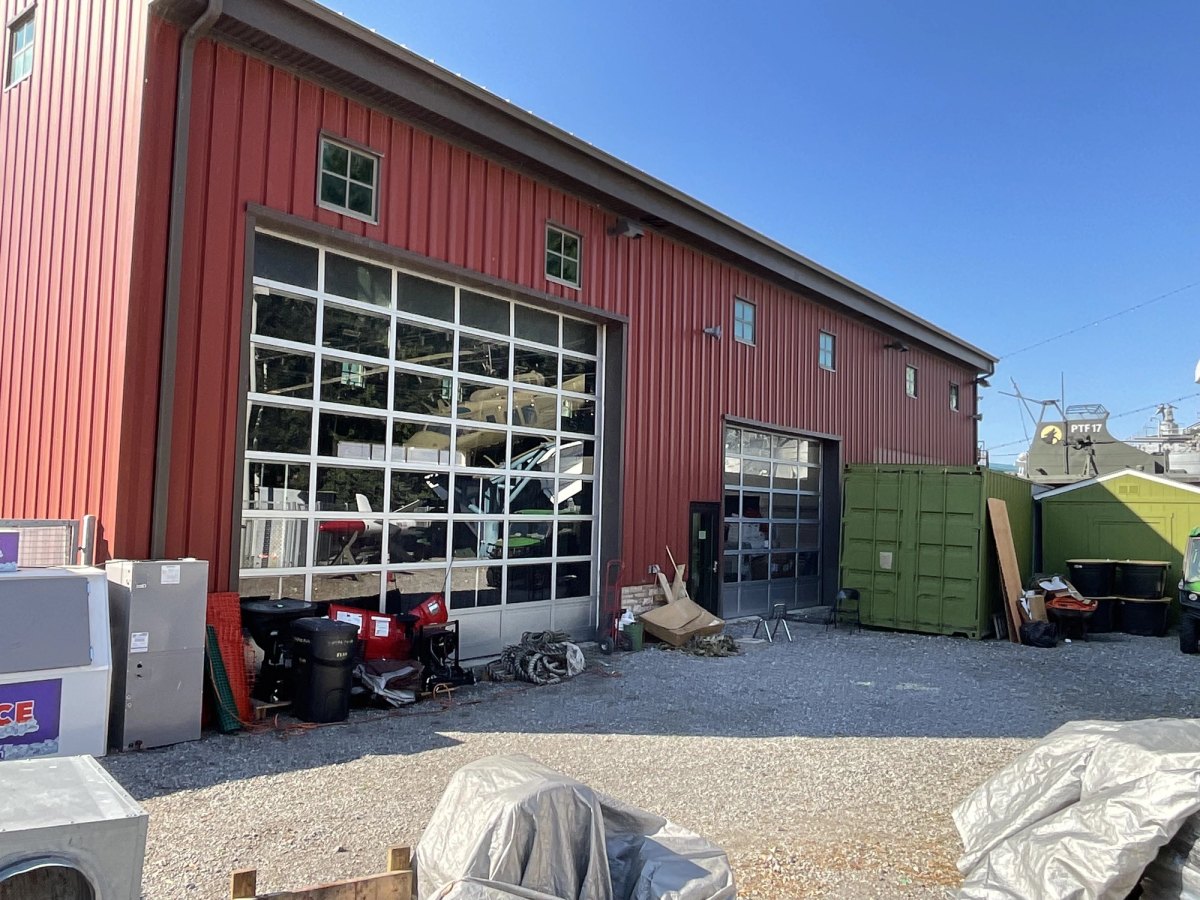 Buffalo and Erie County Hangar Naval and Military Park project photograph 4