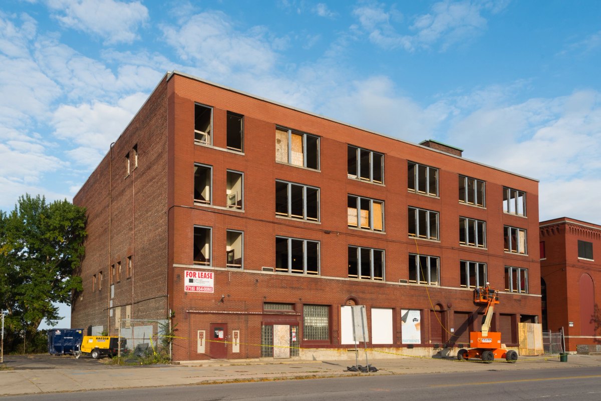 960 Busti Ave project photograph 2
