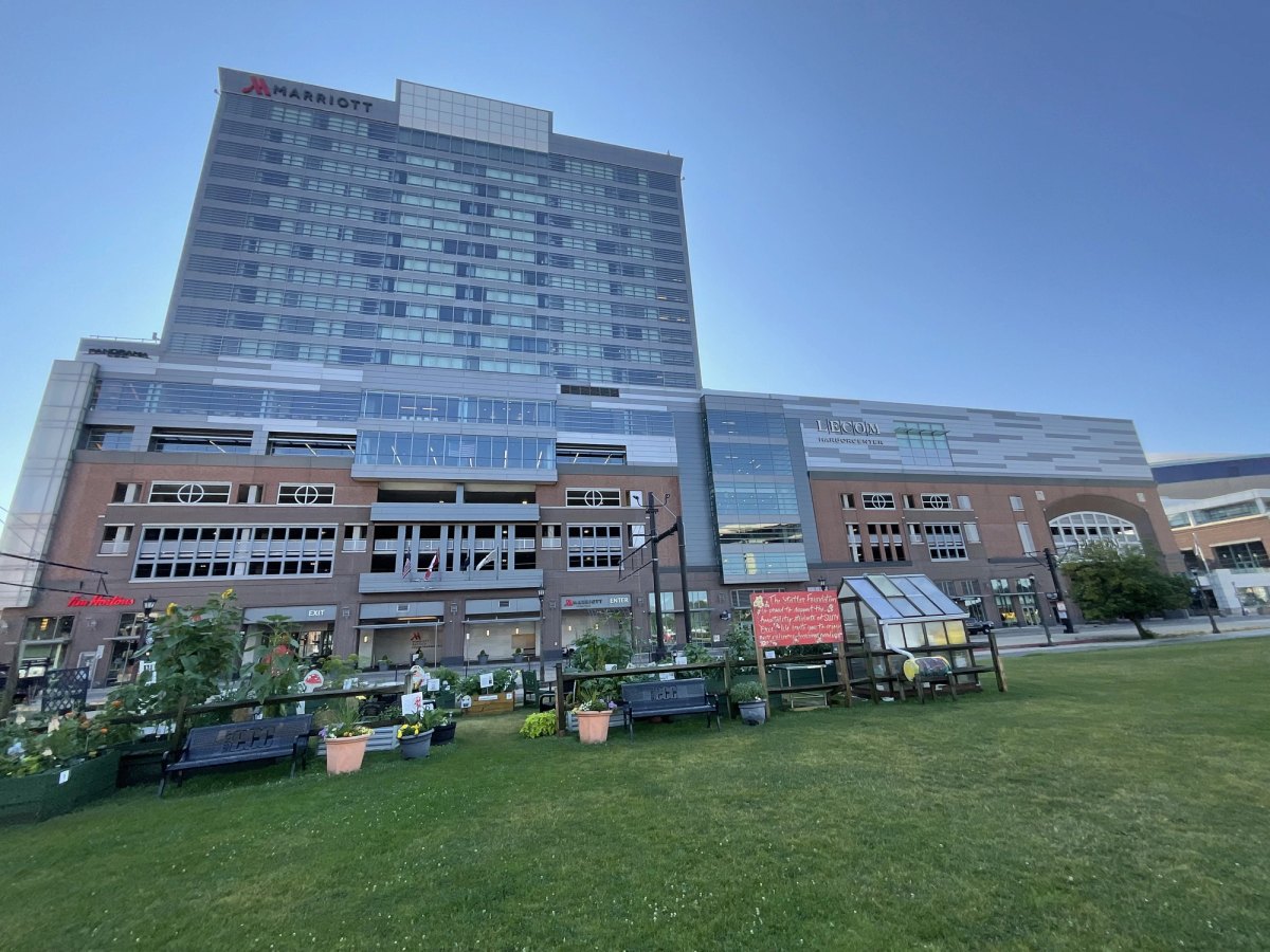 Marriott Harbor Center project photograph 3