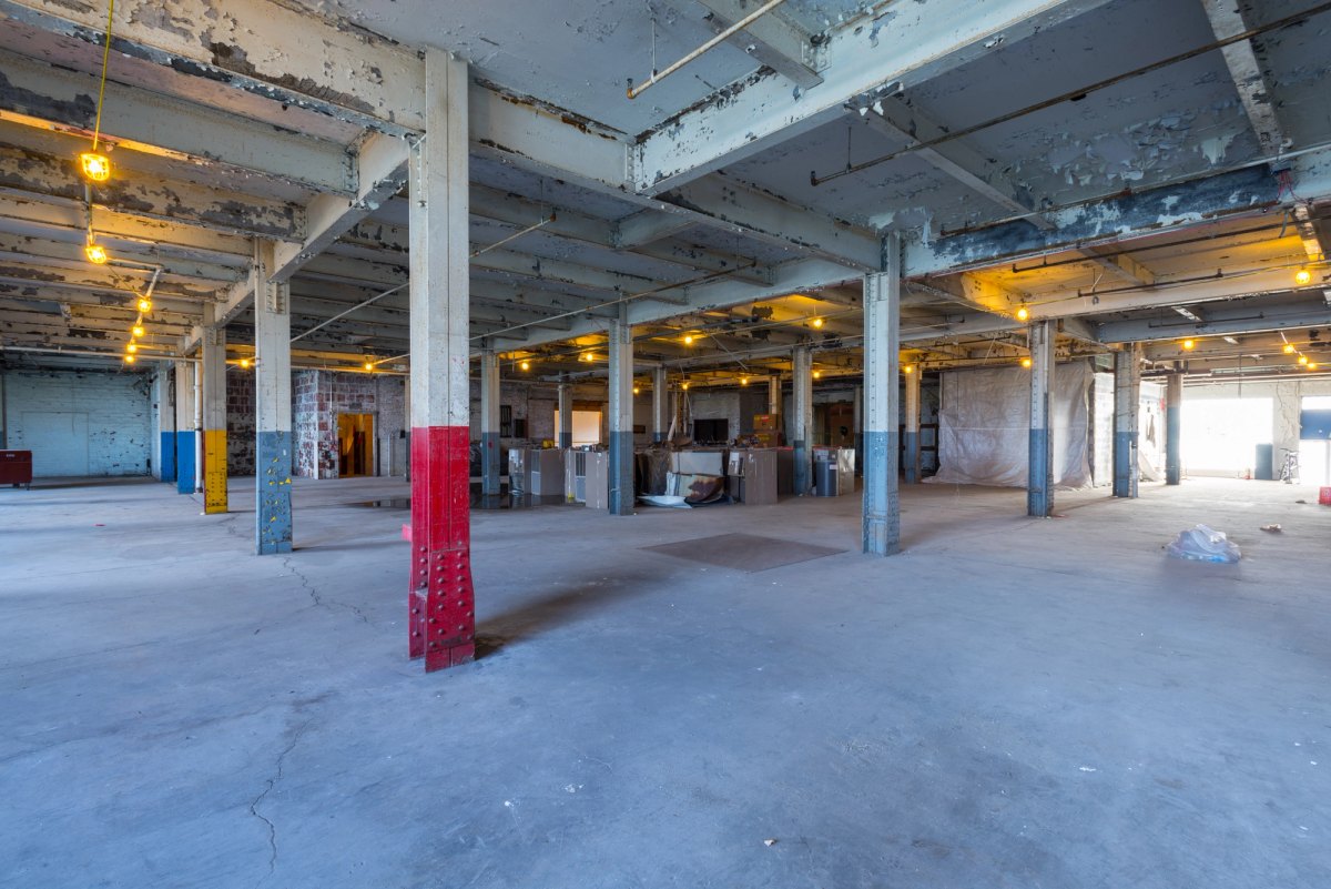 960 Busti Ave project photograph 6
