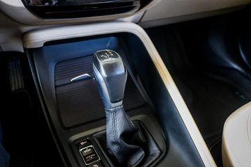 BMW X1 18 d sDrive Advantage Auto - fotografia 42