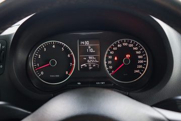 Volkswagen Polo 1.2 TSi Confortline - fotografia 27