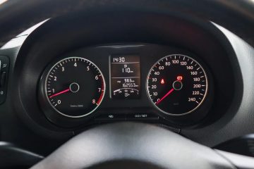 Volkswagen Polo 1.2 TSi Confortline - fotografia 13